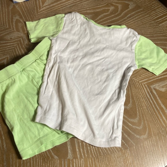 Boys Star Wars Mandalorian Baby Yoda Soft Tee & Shorts Pajama Set - Picture 8 of 8